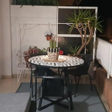 Alegre Apto Con Piscina, A 300m De La Playa. Apartman *